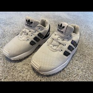 Toddler adidas size 8